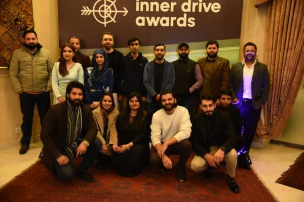 ان ڈرائیو پاکستان کی جانب سے اپنے ملازمین کی اعلی کاکردگی کے اعتراف میں ایوارڈز کی تقریب