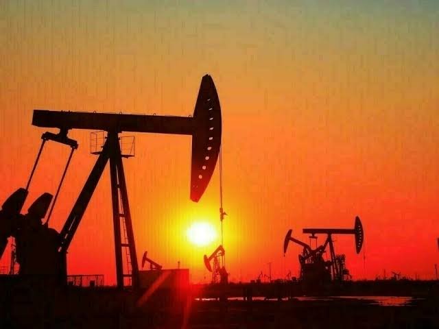 کرک، لکی مروت میں 26 ۔2025کے دوران تیل کی پیداوار 16 فیصد، گیس کی پیداوار 20 فیصد بڑھ گئی 1 کرک، لکی مروت میں 26 ۔2025کے دوران تیل کی پیداوار 16 فیصد، گیس کی پیداوار 20 فیصد بڑھ گئی